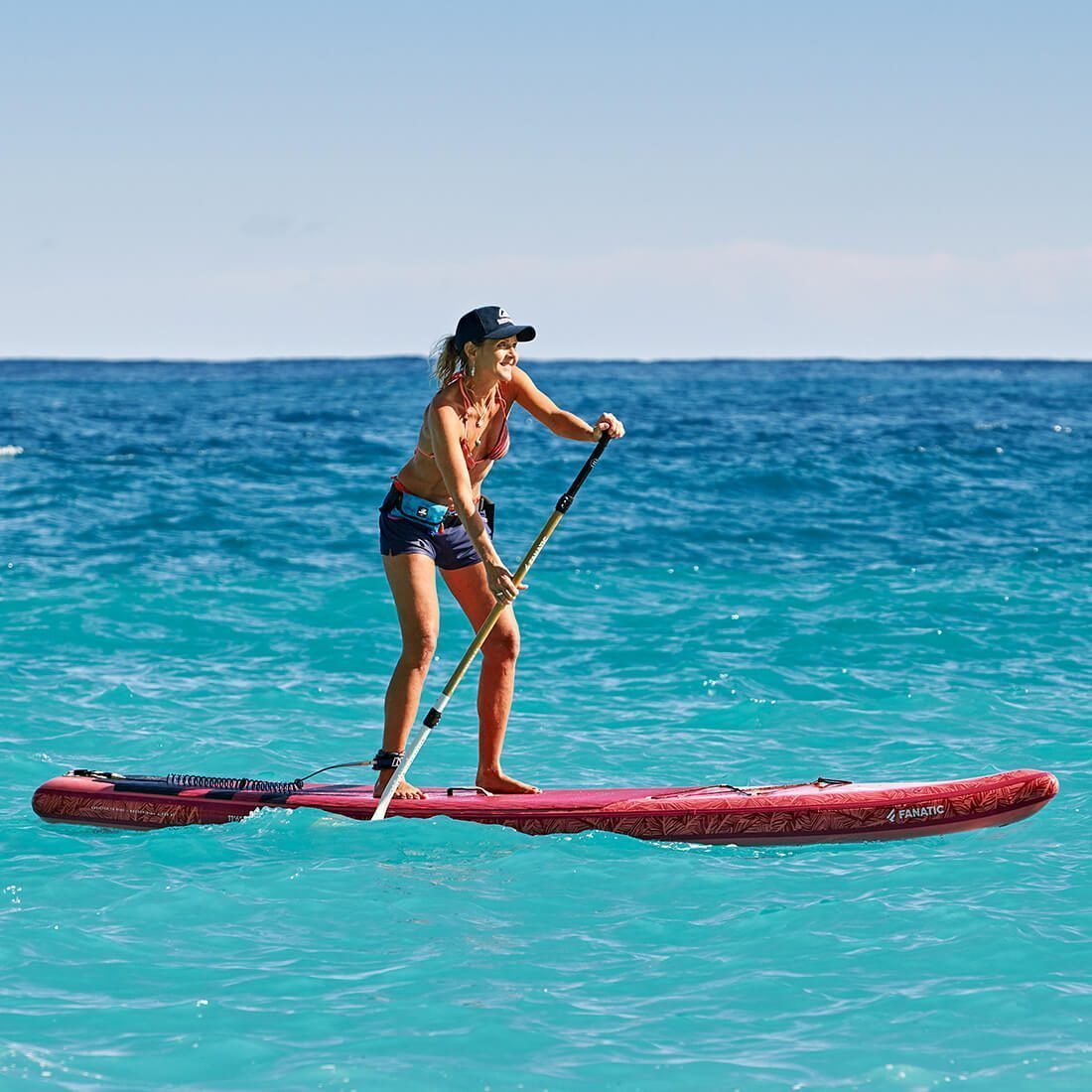 Stand up paddeln im Meer mit Restube