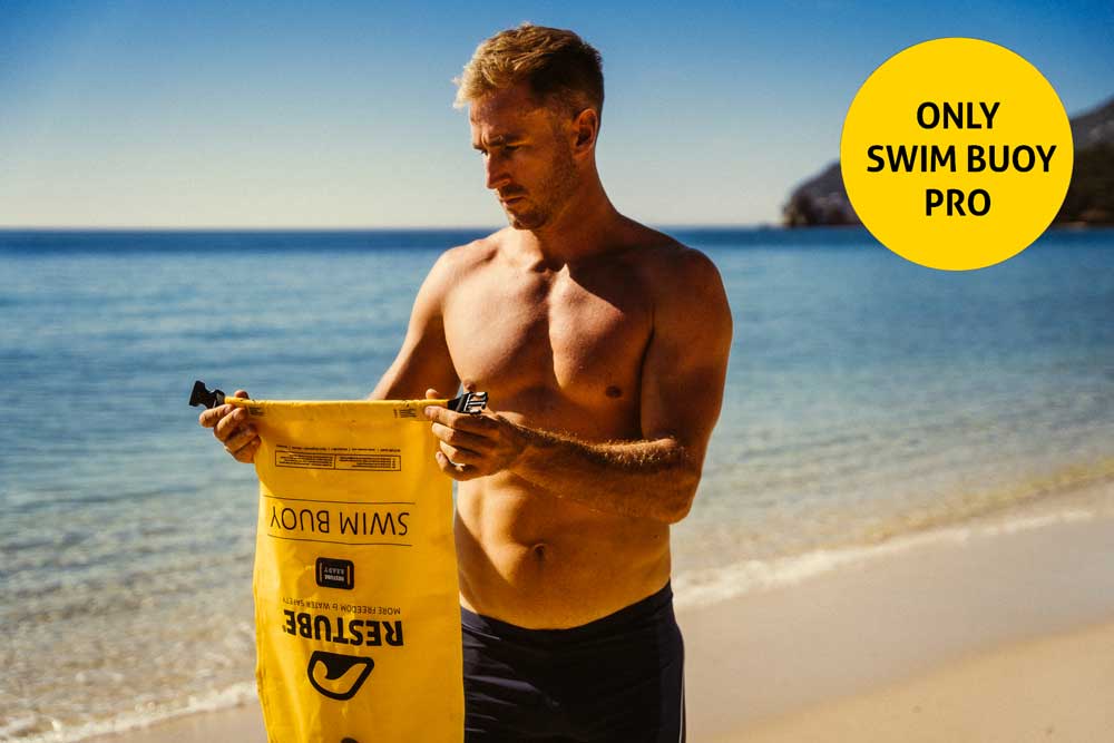 swimbuoy-pro-step2.jpg__PID:c4285c6d-2c33-4c1c-9d4c-febb6b27f8d0