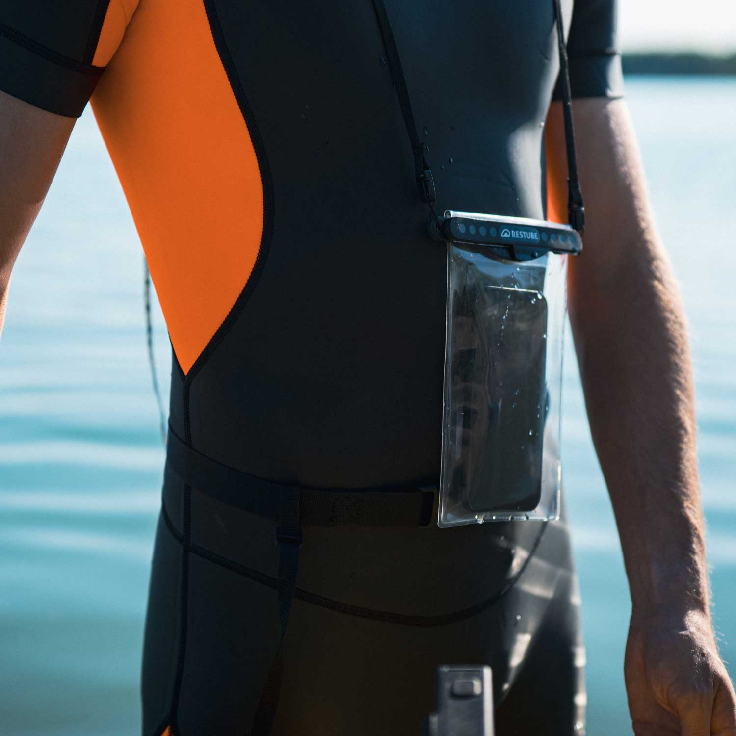 WATERPROOF SMARTPHONE CASE